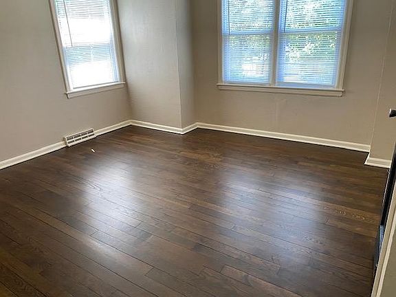 5th image of 8839 Maiden Ln