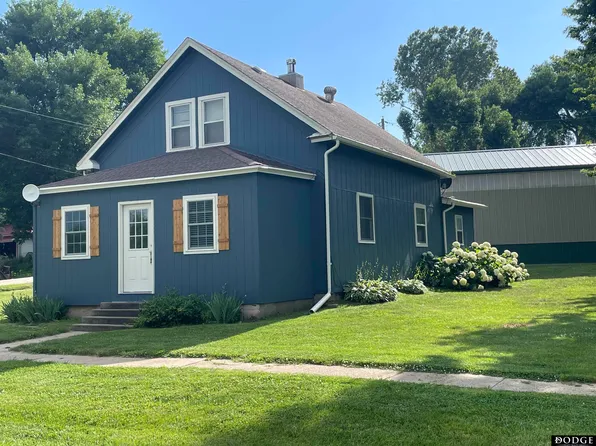 306-308 Main St, Valley, NE 68064