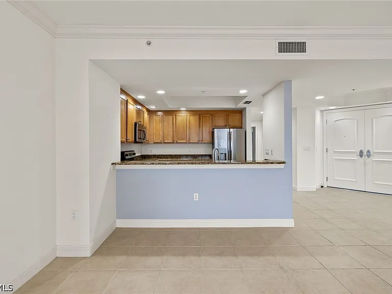 2090 W 1st St #810 — Photo 7