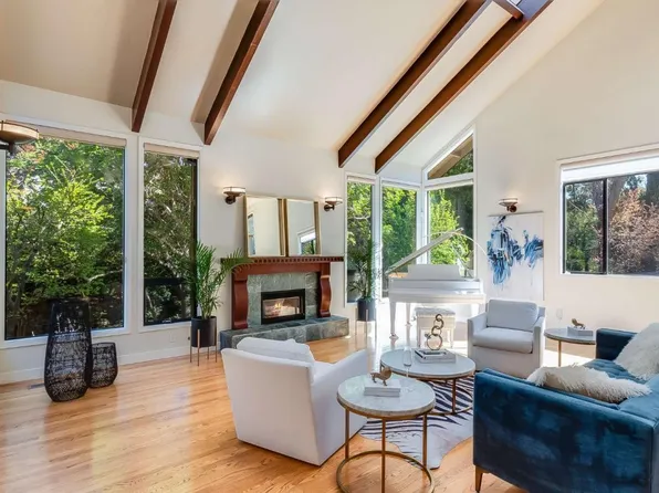 5 Ridge View Dr, Atherton, CA 94027