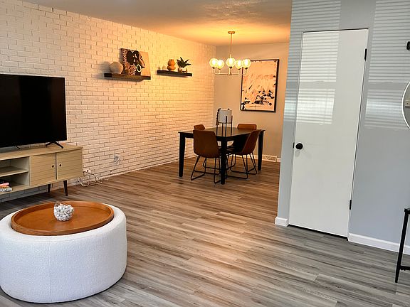 4th image of 3038 Westfield Dr #113