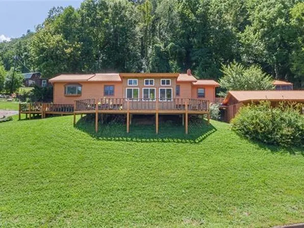 529 NW Us Highway 25 #70, Hot Springs, NC 28743