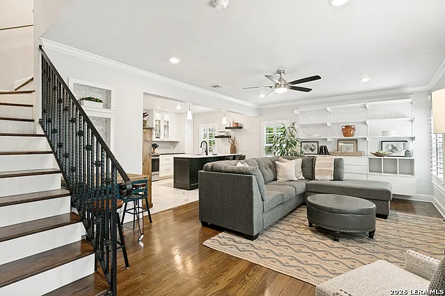 488 E Olmos Dr #3 — Photo 3