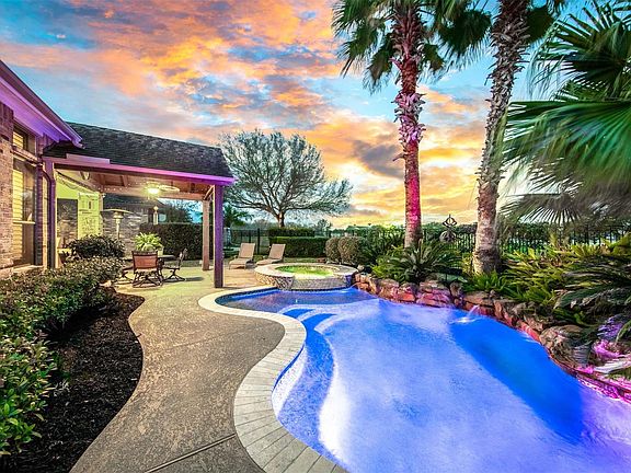 2nd image of 8319 Cabrillo Landing Ct