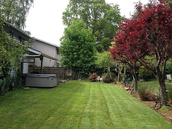4th image of 6701 81st Ave SE
