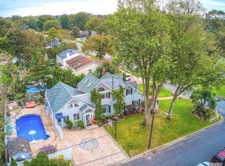 3405 Carrollton Ave, Wantagh, NY 11793