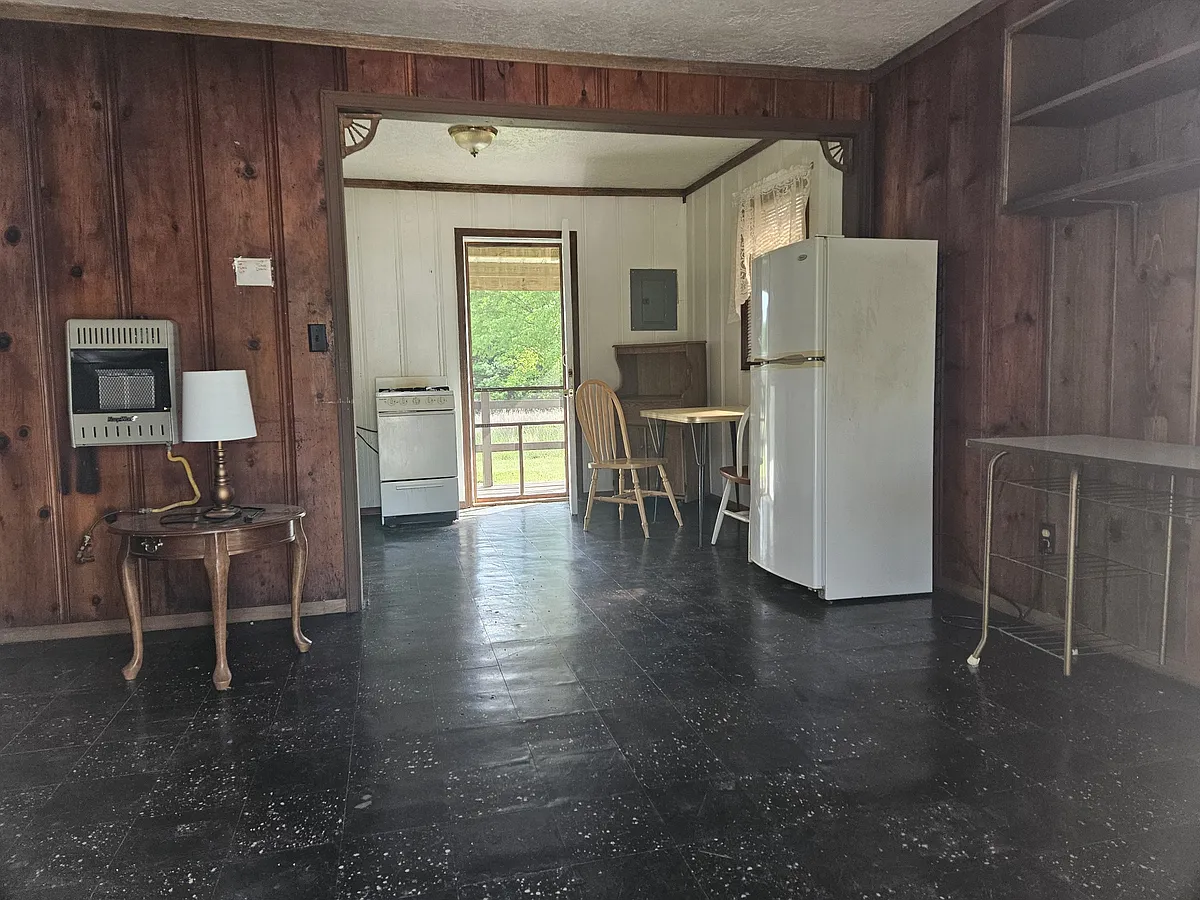 Building Photo - 16380 Highway 17 #6