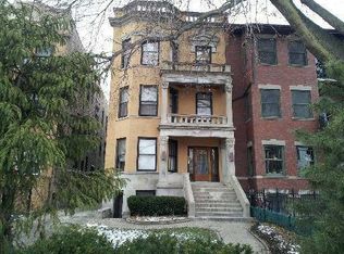 4330 N Sheridan Rd #3F, Chicago, IL 60613