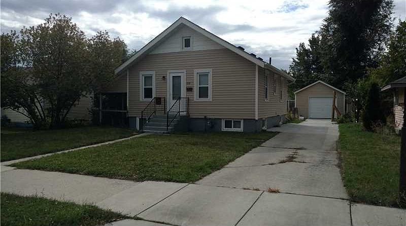 1st image of 824 Terry Ave