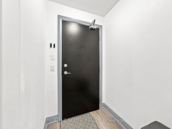 3rd image of 65 Yorkland Blvd #804