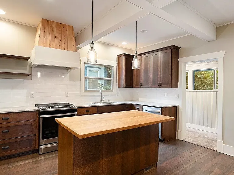 807 W 12th Ave — Photo 11