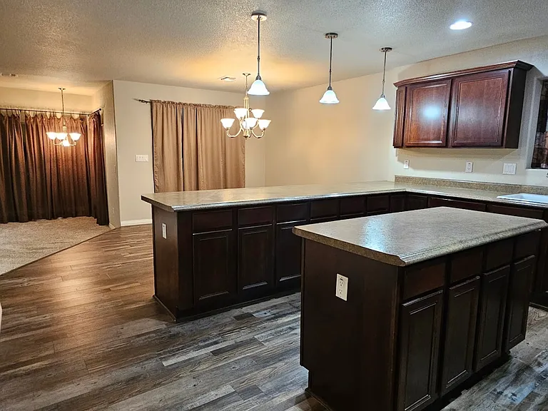 1376 Riverfront Dr — Photo 13