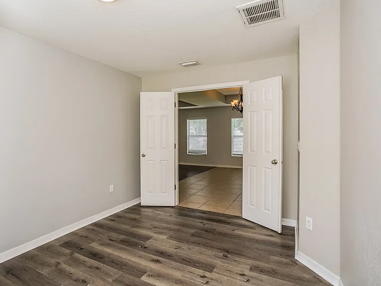 7603 Forest Mere Dr — Photo 14