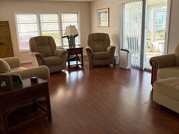 126 Camellia St, Nokomis, FL 34275