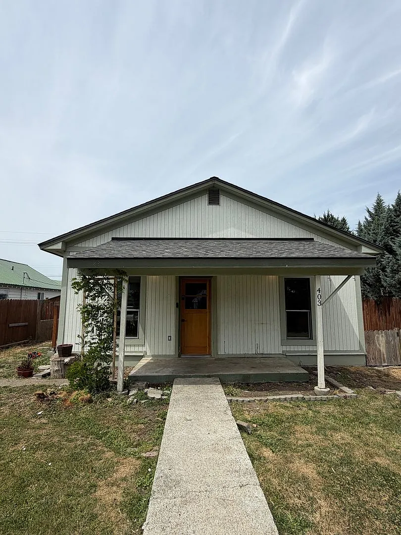 Two Bedroom Home in West Ellensburg — Photo 1