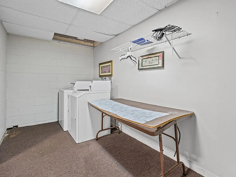 138-154 Woodhill Dr — Photo 24