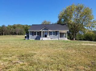 14 Smith Hollow Ln, Pleasant Shade, TN 37145