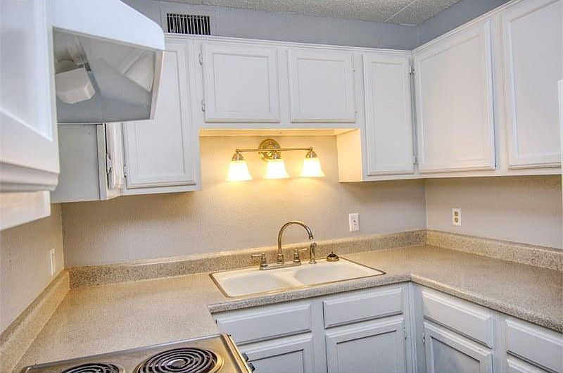 1st image of 1500 N Garrett Ave APT 101