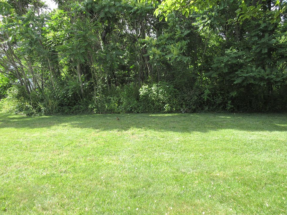 2nd image of 83 Malibu Dr