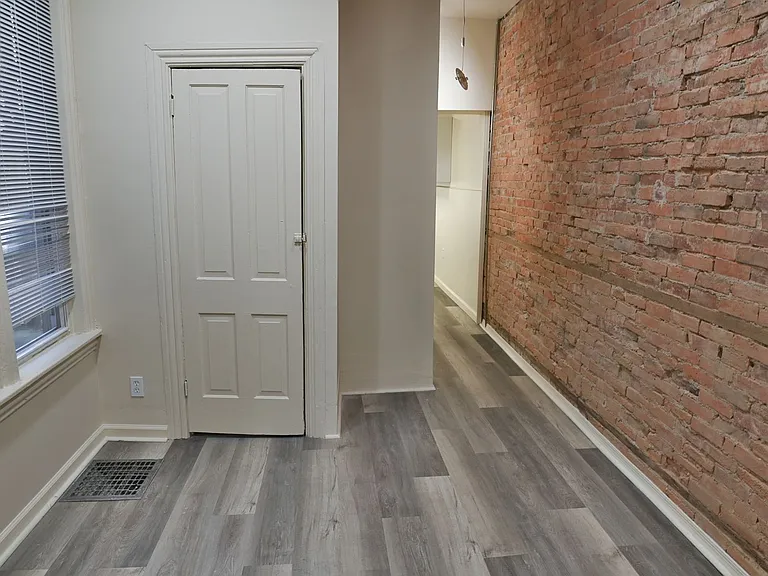 118 Cumberland St — Photo 8