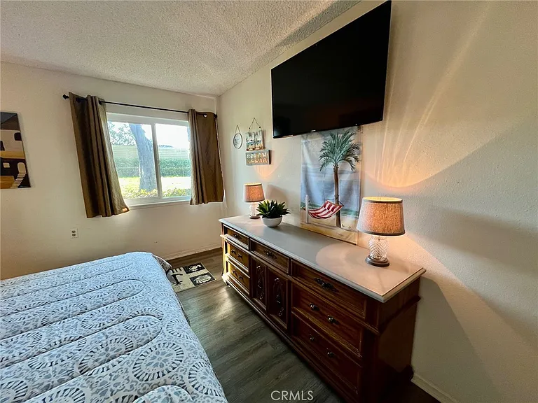 254 Calle Aragon #B — Photo 9