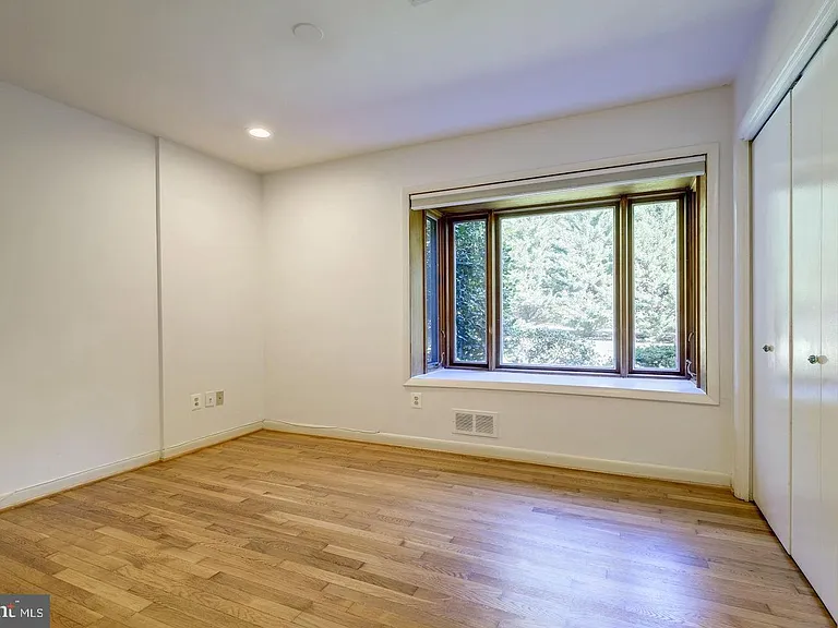 6710 Persimmon Tree Rd — Photo 23