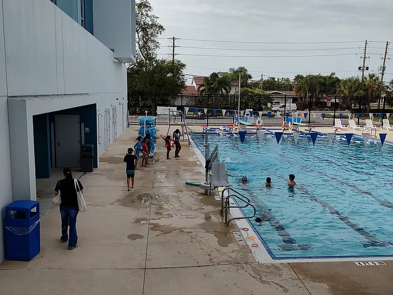 SARC - Pool