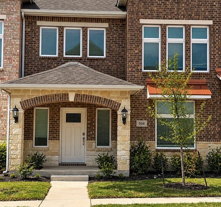 504 Season St