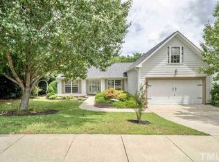 702 Brickstone Dr, Apex, NC 27502