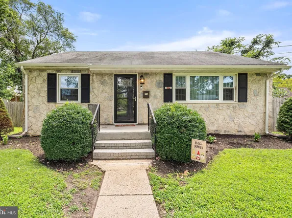 502 W 2nd St, Palmyra, NJ 08065