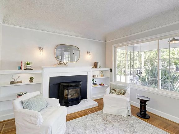4th image of 2140 Gerber Ave #A