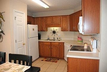5th image of 3182 Notre Dame Dr