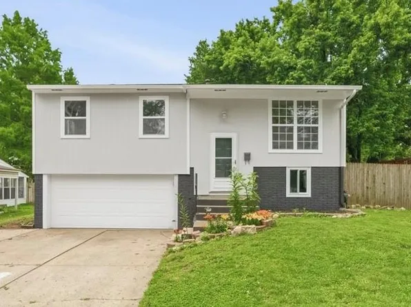 19219 E 6th St N, Independence, MO 64056