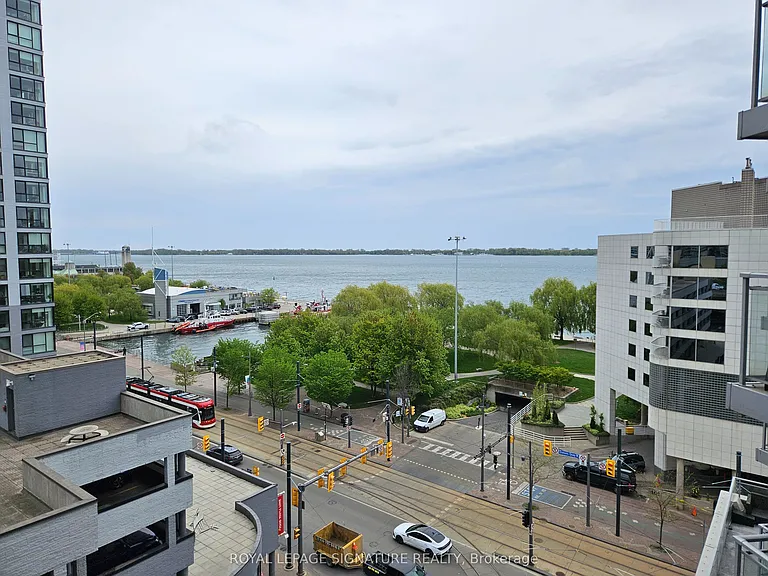 410 Queens Quay W #812 — Photo 10