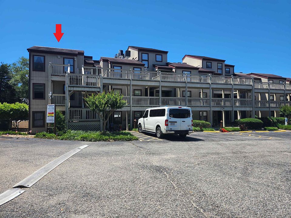 1st image of 501 Maison Dr. #A-15