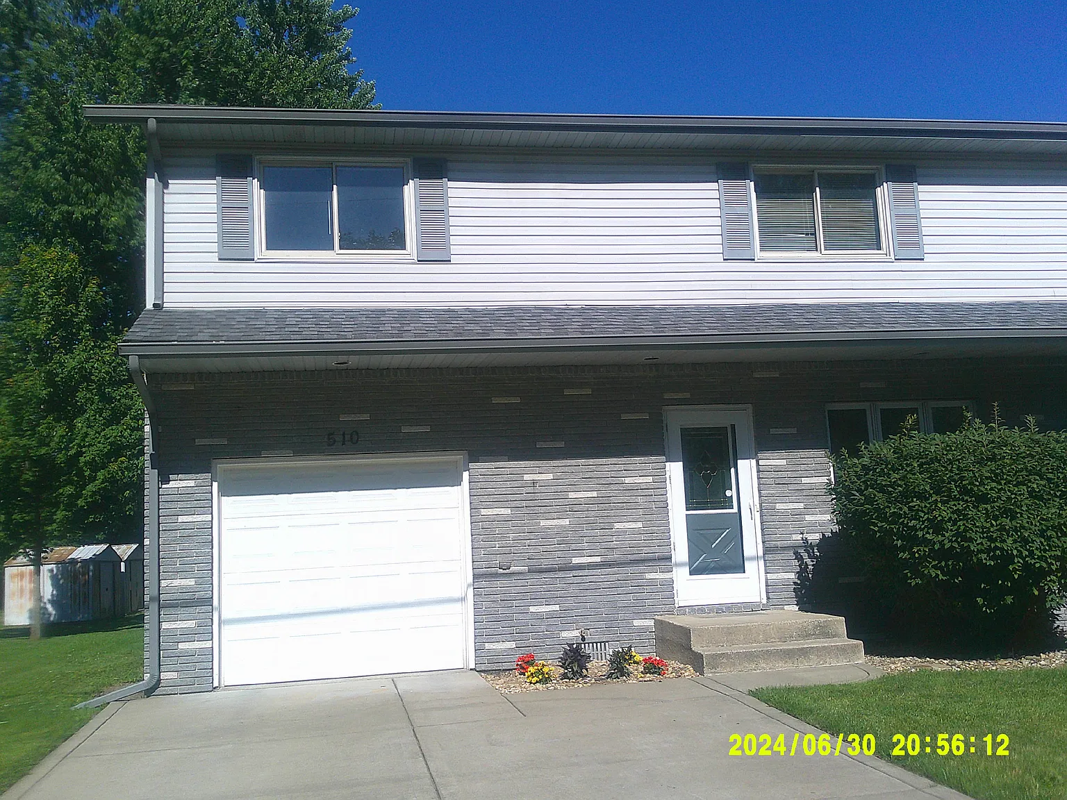 3 bed, 1.5 bath, 1400 sqft, $1,850 — Photo 2