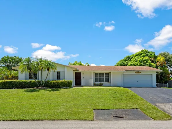 18474 SW 87th Ct, Cutler Bay, FL 33157