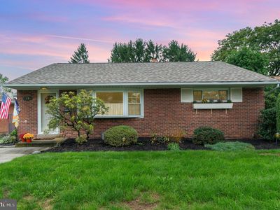 19 Country Club Pl W, Camp Hill, PA, 17011
