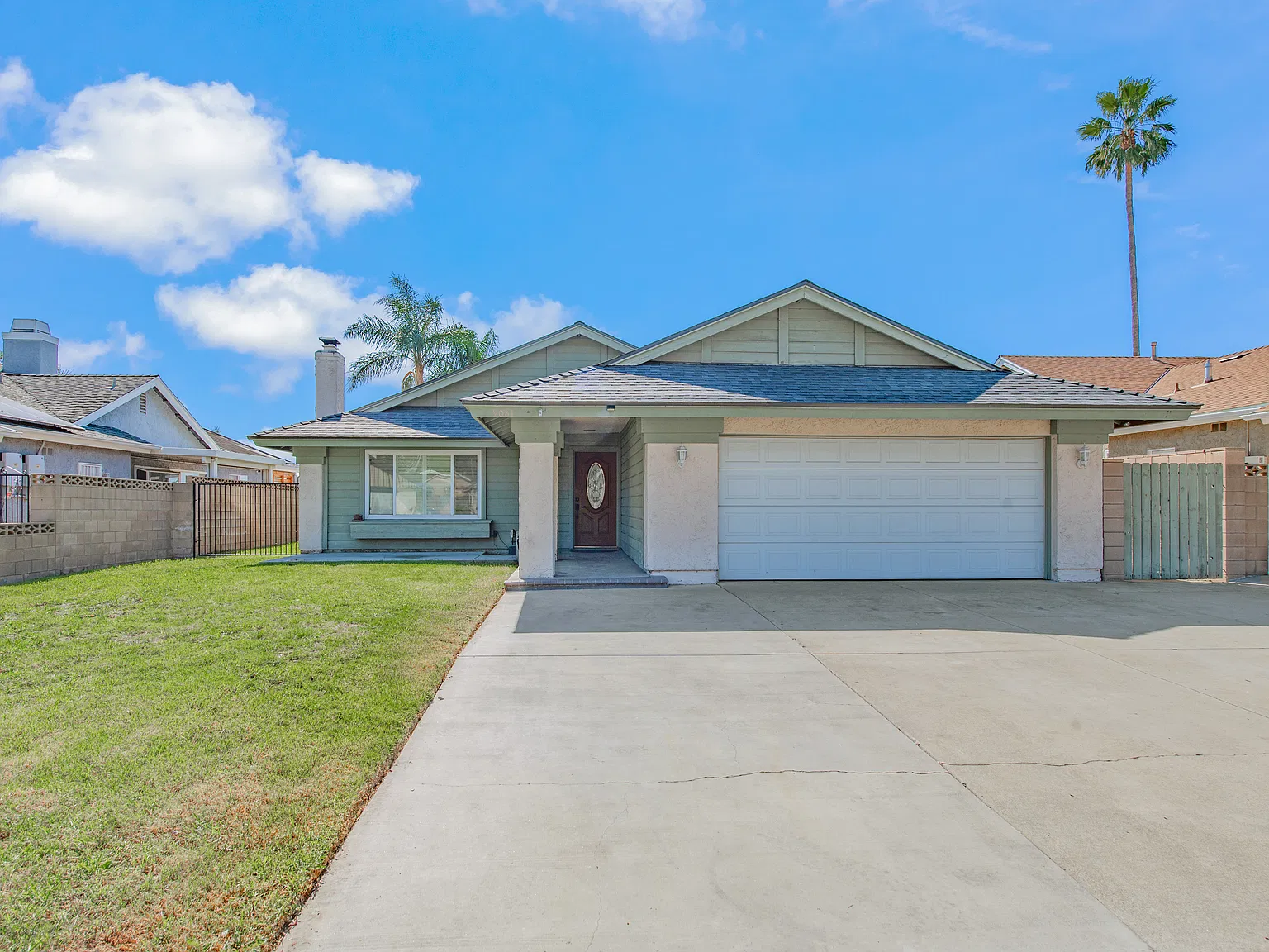 4 bed, 1568 sqft, $3,580 — Photo 2
