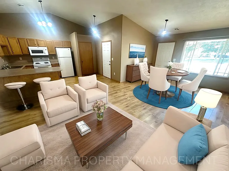 DBK Brandon Townhomes — Photo 60