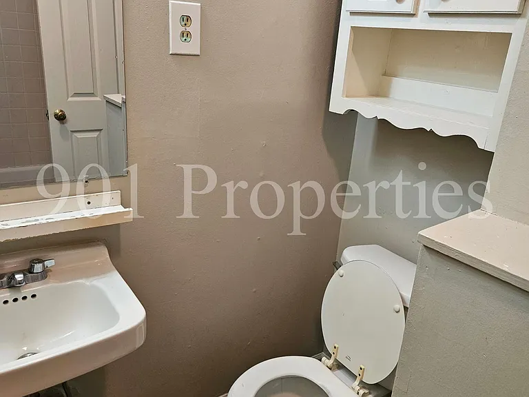 1703 Tutwiler Ave #2 — Photo 5