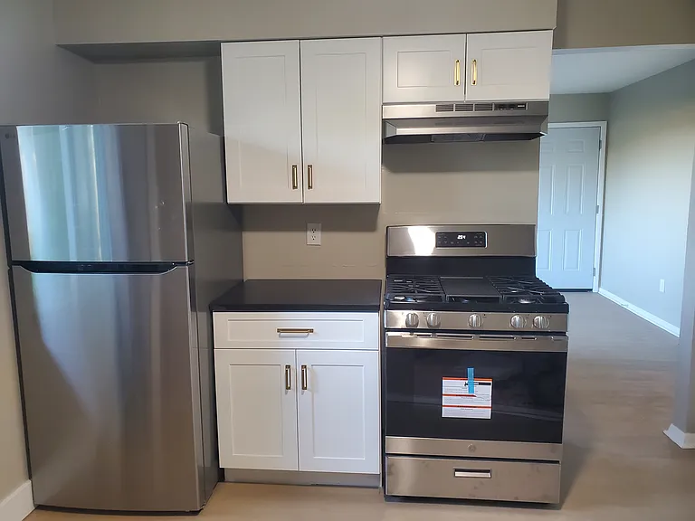 961 S Waverly St #961 — Photo 9