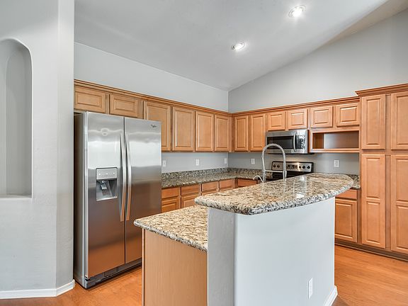 3rd image of 5928 S Inez Dr