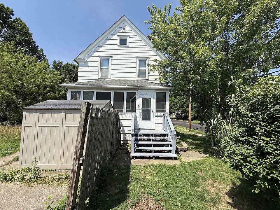 1st image of 42 Paris Ave