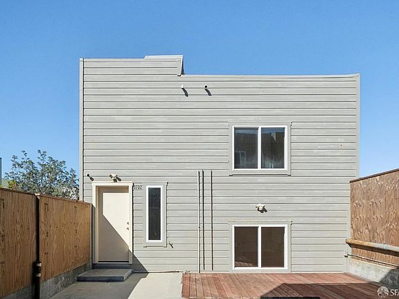 3rd image of 3732 Rivera St
