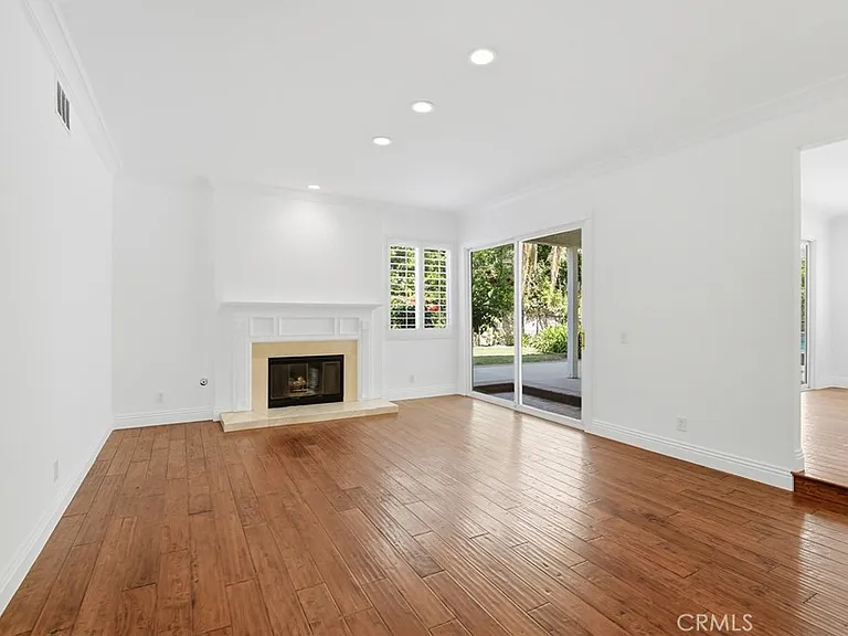 29749 Kimberly Dr — Photo 9
