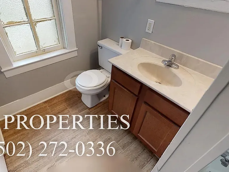 697 S 44th St — Photo 5