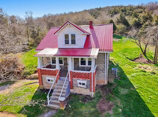 11494 New Garden Rd, Honaker, VA 24260