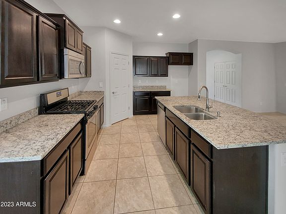 5th image of 27358 N 174TH Lane
