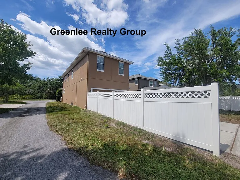 10418 Fenceline Rd — Photo 35